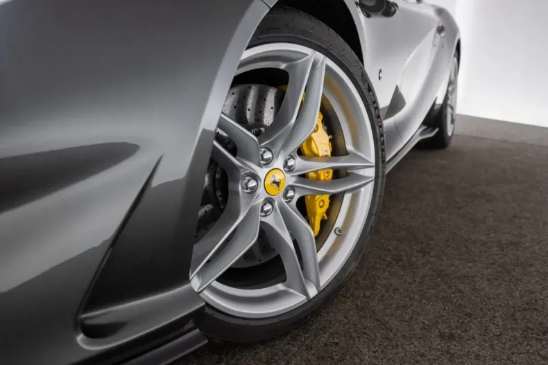 Ferrari 812 din 2023 cu 5.690 km - oferta FER193455 - foto 37