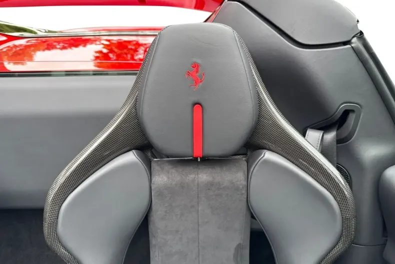 Ferrari 296 GTS din 2024 cu 3.900 km - oferta FER193458 - foto 16