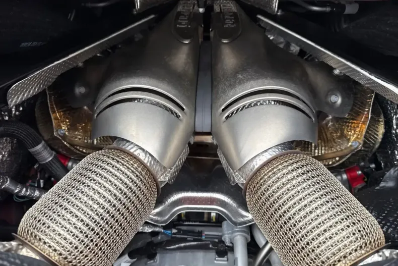 Ferrari 296 GTS din 2024 cu 3.900 km - oferta FER193458 - foto 18