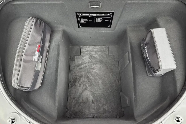 Ferrari 296 GTS din 2024 cu 3.900 km - oferta FER193458 - foto 21