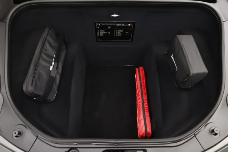 Ferrari 296 GTS din 2025 cu 3.100 km - oferta FER193459 - foto 29