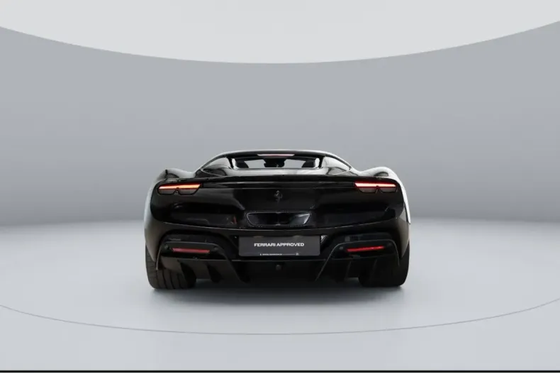 Ferrari 296 GTS din 2024 cu 1.347 km - oferta FER193461 - foto 3