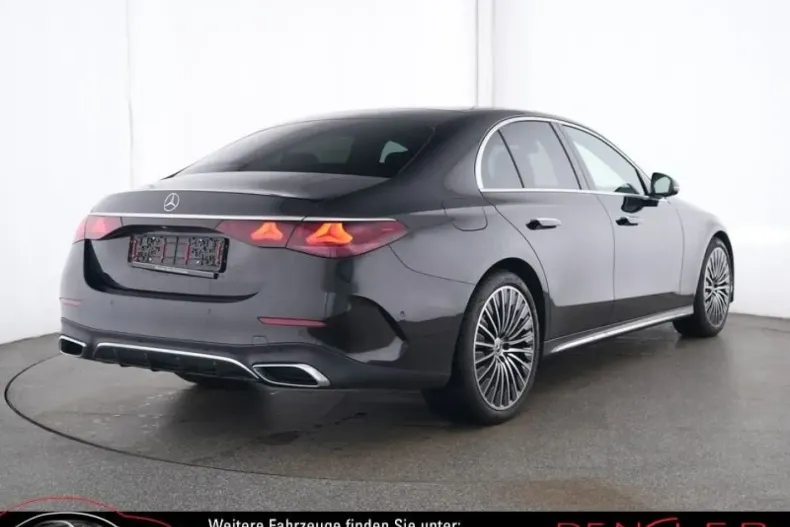 Mercedes-Benz E 200 (Clasa E) din 2024 cu 23.841 km - oferta MER193462 - foto 2