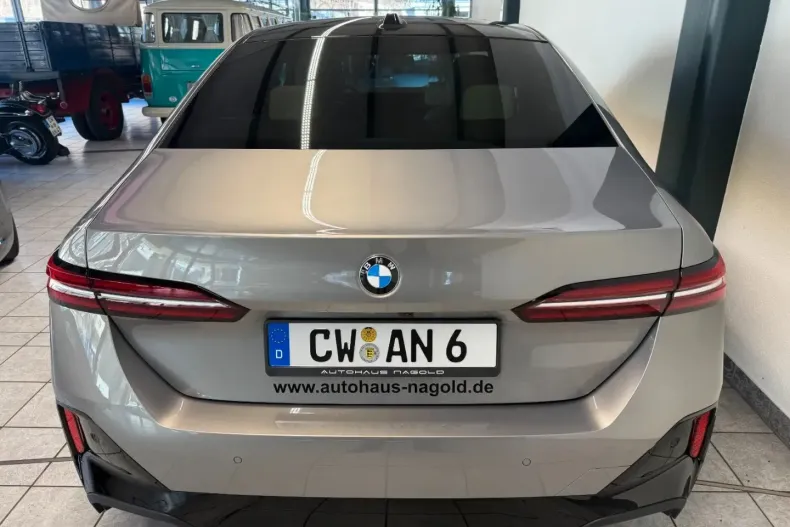 BMW 540 (Seria 5) din 2024 cu 4.800 km - oferta BMW193476 - foto 4