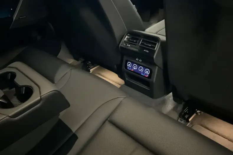 BMW 520 (Seria 5) din 2025 cu 22.300 km - oferta BMW193477 - foto 13