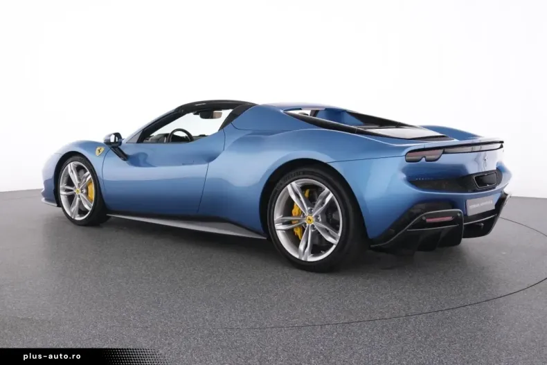 Ferrari 296 GTS din 2024 cu 5.578 km - oferta FER193482 - foto 6