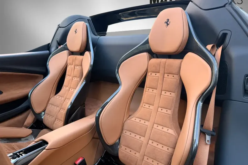 Ferrari 296 GTS din 2025 cu 3.400 km - oferta FER193484 - foto 4