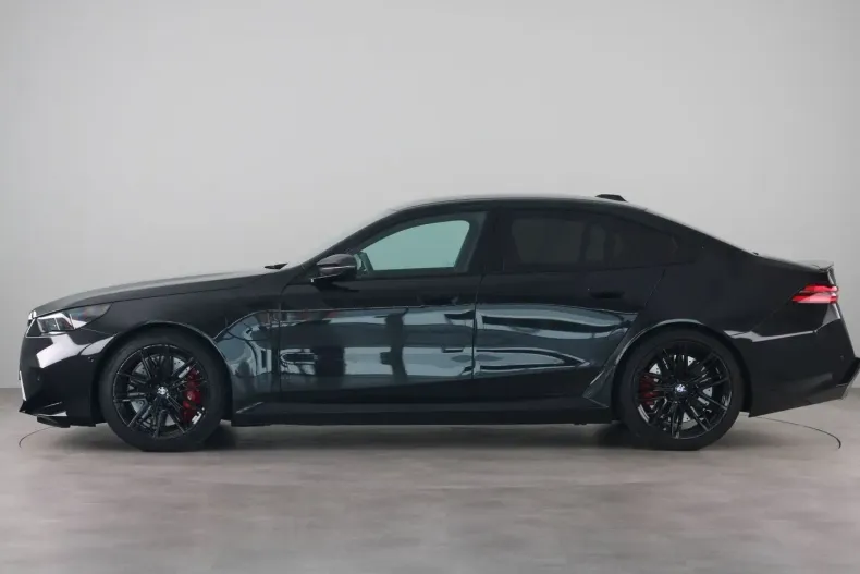 BMW M5 (Seria 5) din 2025 cu 19.924 km - oferta BMW193490 - foto 7