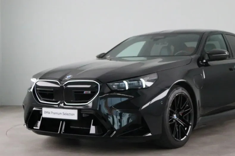 BMW M5 (Seria 5) din 2025 cu 19.924 km - oferta BMW193490 - foto 22
