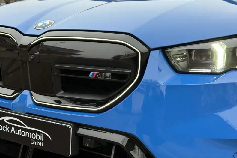 BMW M5 (Seria 5) din 2024 cu 13.990 km - oferta BMW193491 - foto 24