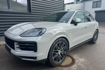 Porsche Cayenne din 2024 - oferta POR193496