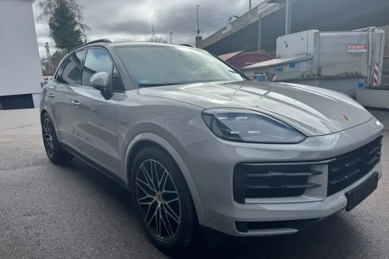 Porsche Cayenne din 2024 cu 16.000 km - oferta POR193496 - foto 3