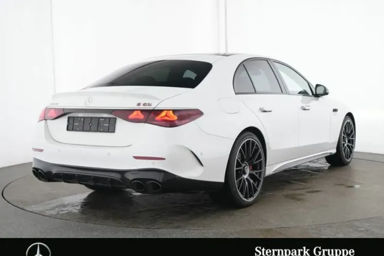 Mercedes-Benz E 53 AMG (Clasa E) din 2024 cu 5.655 km - oferta MER193499 - foto 9