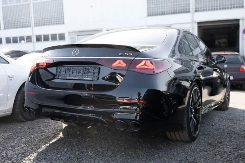 Mercedes-Benz E 53 AMG (Clasa E) din 2024 cu 9.987 km - oferta MER193500 - foto 3