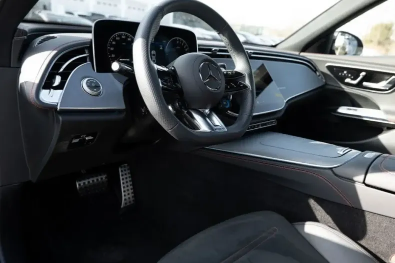 Mercedes-Benz E 53 AMG (Clasa E) din 2024 cu 9.987 km - oferta MER193500 - foto 18