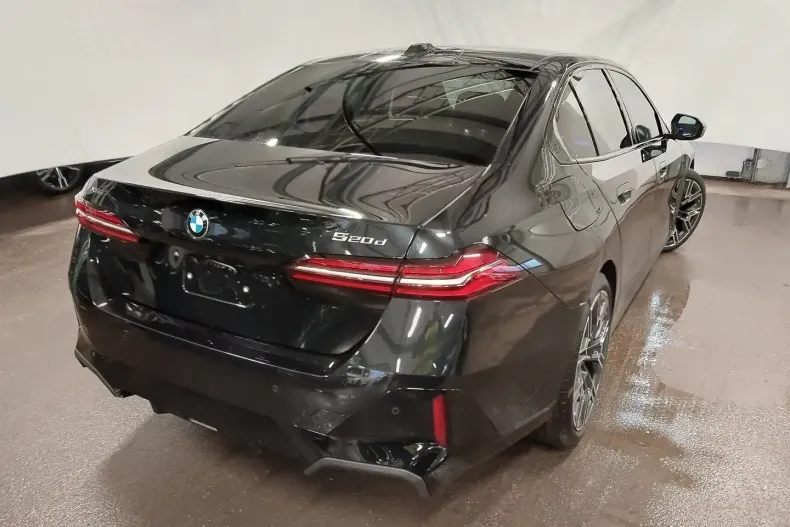 BMW 520 (Seria 5) din 2025 cu 24.300 km - oferta BMW193502 - foto 3