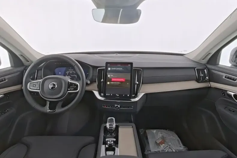 Volvo XC90 din 2025 cu 27.298 km - oferta VOL193510 - foto 5