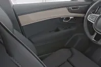 Volvo XC90 din 2025 cu 27.298 km - oferta VOL193510 - foto 12
