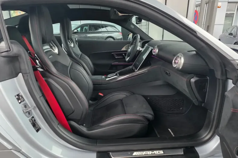 Mercedes-Benz AMG GT (Clasa GT) din 2025 cu 8.950 km - oferta MER193511 - foto 20