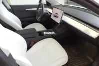 Tesla Model 3 din 2022 cu 64.221 km - oferta TES193513 - foto 4