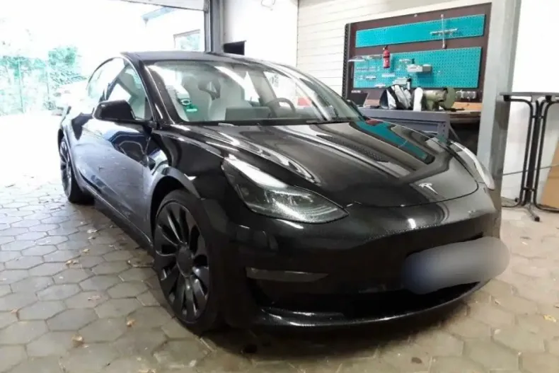 Tesla Model 3 din 2022 cu 51.888 km - oferta TES193515 - foto 2