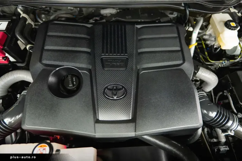 Toyota Tundra din 2023 cu 37.325 km - oferta TOY193517 - foto 39