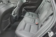 Volvo XC60 din 2025 cu 12.950 km - oferta VOL193518 - foto 9