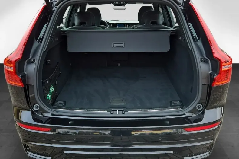 Volvo XC60 din 2025 cu 12.950 km - oferta VOL193518 - foto 17