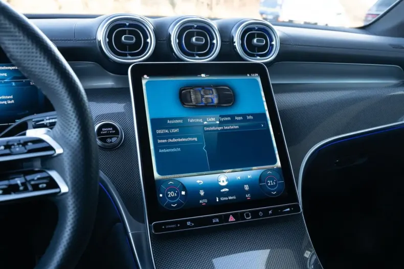 Mercedes-Benz GLC 300 (Clasa GLC) din 2025 cu 19.700 km - oferta MER193521 - foto 15