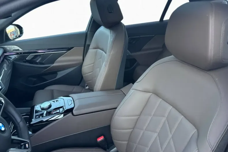 BMW 540 (Seria 5) din 2025 cu 31.990 km - oferta BMW193522 - foto 9