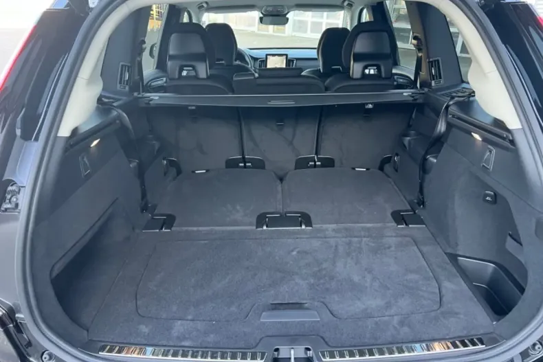 Volvo XC90 din 2025 cu 22.500 km - oferta VOL193523 - foto 12