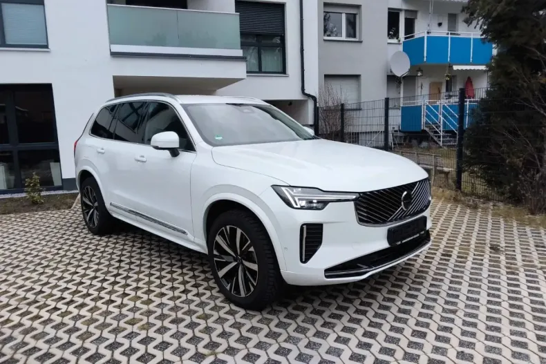 Volvo XC90 din 2025 cu 14.990 km - oferta VOL193525 - foto 2