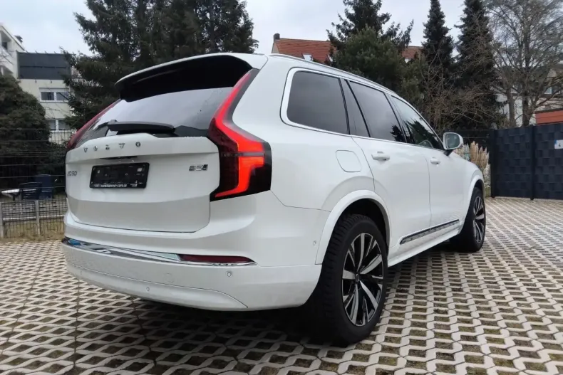 Volvo XC90 din 2025 cu 14.990 km - oferta VOL193525 - foto 7