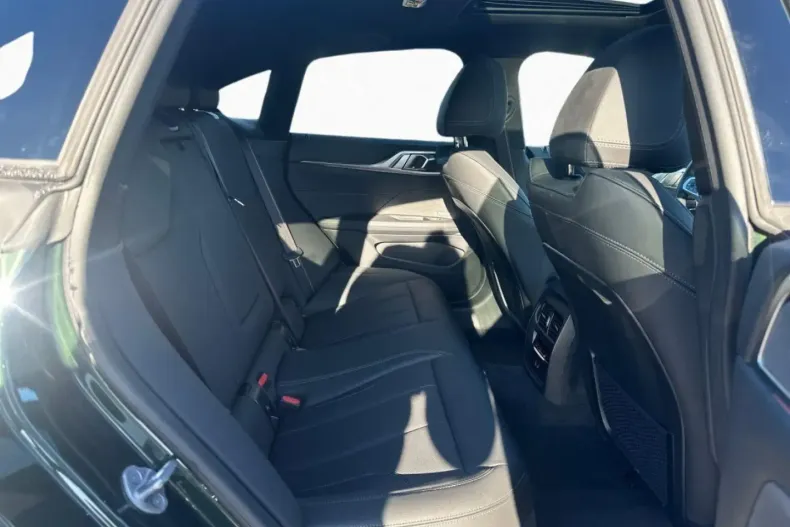 BMW 420i (Seria 4) din 2024 cu 34.468 km - oferta BMW193529 - foto 7