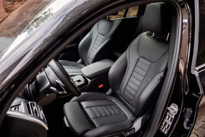 BMW X4 (Seria X) din 2025 cu 3.500 km - oferta BMW193535 - foto 5