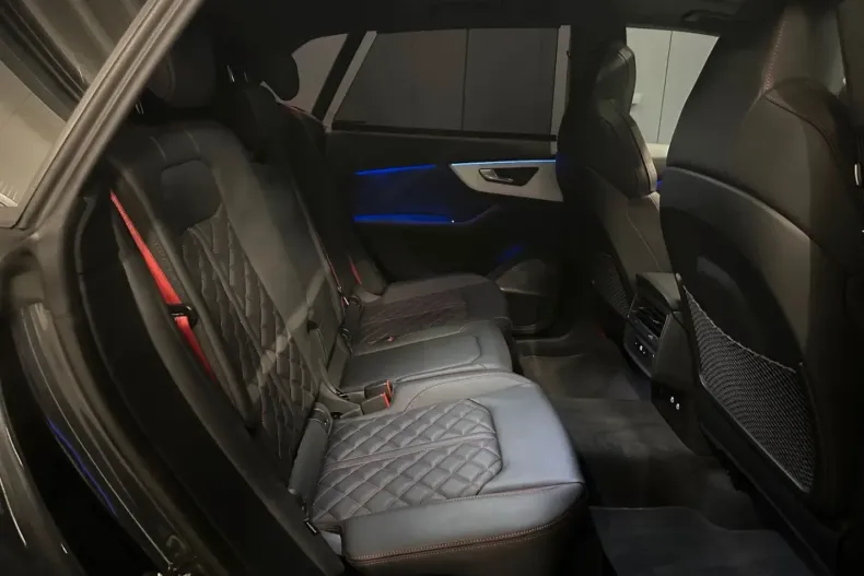 Audi Q8 din 2025 cu 14.000 km - oferta AUD193537 - foto 36