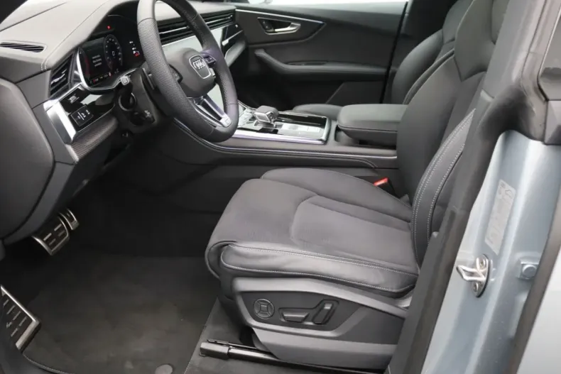 Audi Q8 din 2025 cu 15.500 km - oferta AUD193543 - foto 3