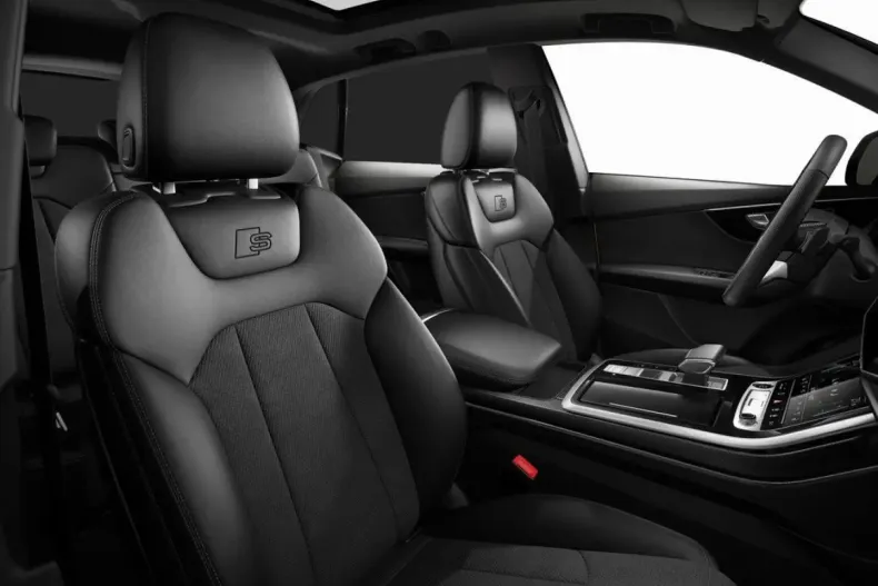 Audi Q8 din 2025 cu 21.192 km - oferta AUD193544 - foto 2