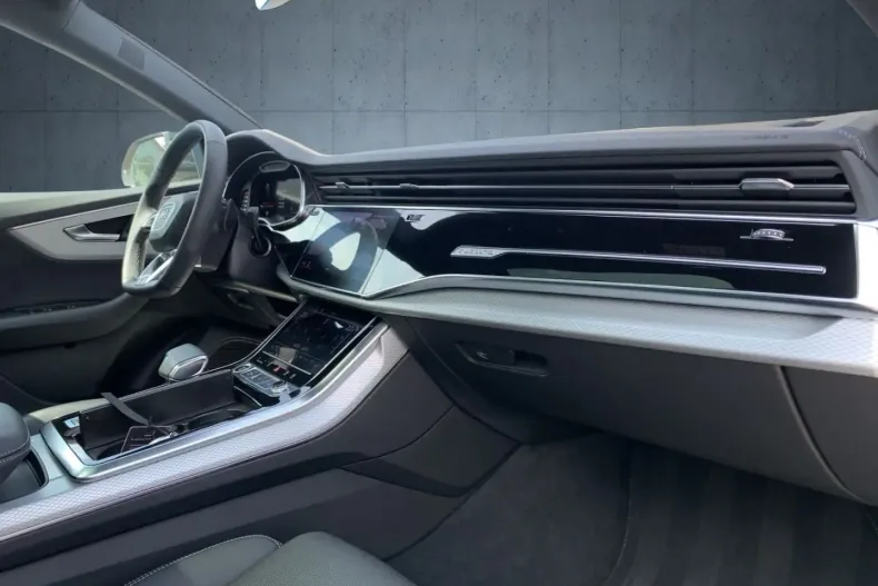 Audi Q8 din 2024 cu 14.597 km - oferta AUD193546 - foto 14