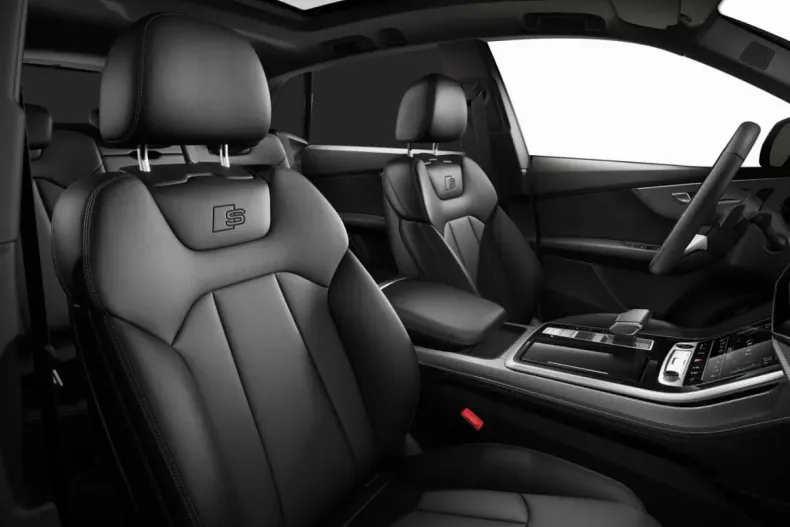 Audi Q8 din 2024 cu 42.176 km - oferta AUD193548 - foto 5