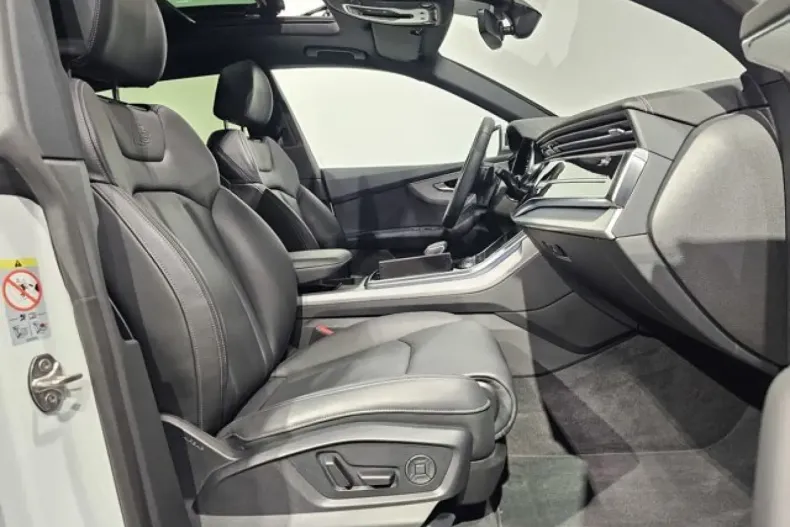 Audi Q8 din 2025 cu 24.263 km - oferta AUD193555 - foto 12