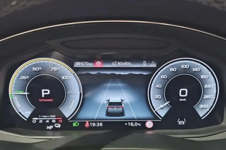 Audi Q8 din 2025 cu 24.263 km - oferta AUD193555 - foto 23