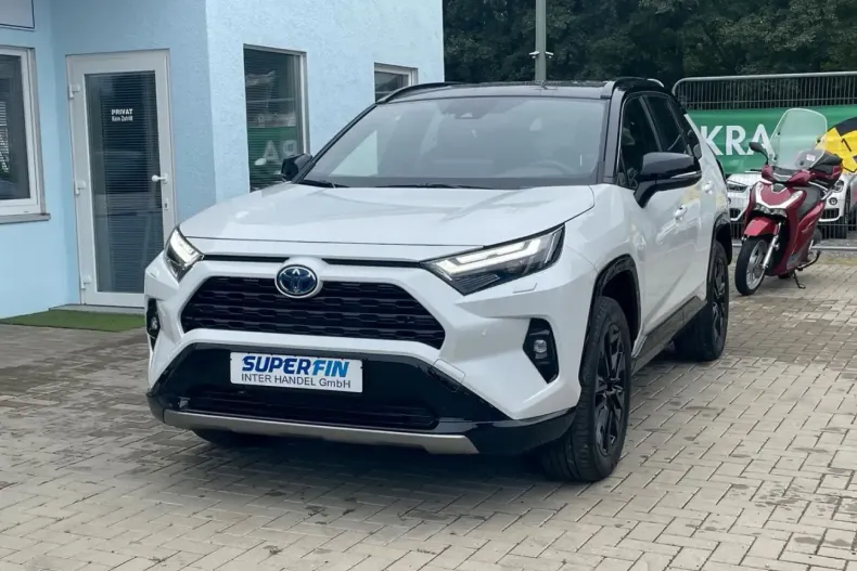 Toyota RAV4 din 2023 cu 13.356 km - oferta TOY193557 - foto 2