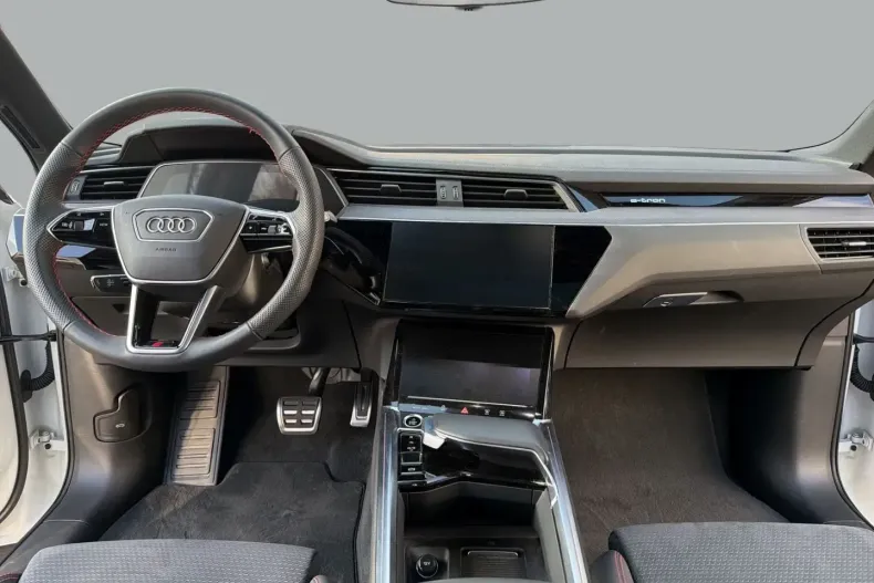 Audi Q8 din 2024 cu 28.981 km - oferta AUD193564 - foto 6