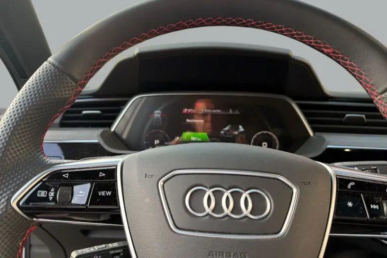 Audi Q8 din 2024 cu 28.981 km - oferta AUD193564 - foto 9