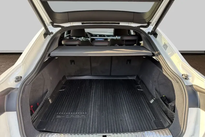 Audi Q8 din 2024 cu 28.981 km - oferta AUD193564 - foto 13