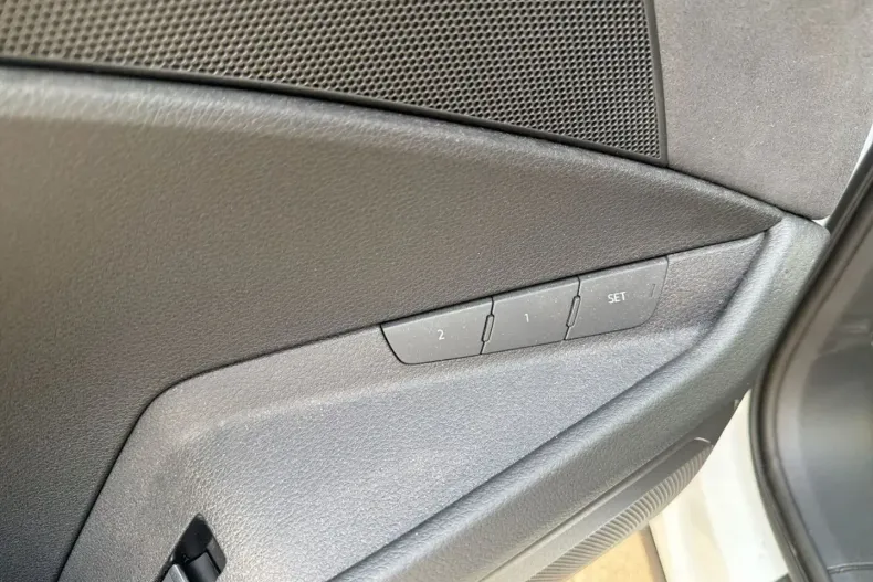 Audi Q8 din 2024 cu 28.981 km - oferta AUD193564 - foto 17