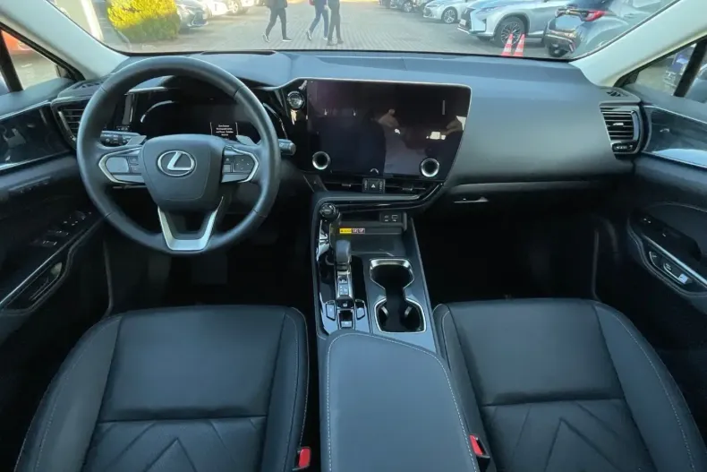 Lexus NX 350h din 2024 cu 9.114 km - oferta LEX193566 - foto 10