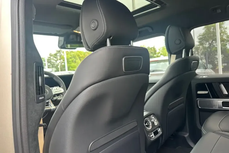 Mercedes-Benz G 63 AMG (Clasa G) din 2024 cu 4.800 km - oferta MER193569 - foto 7