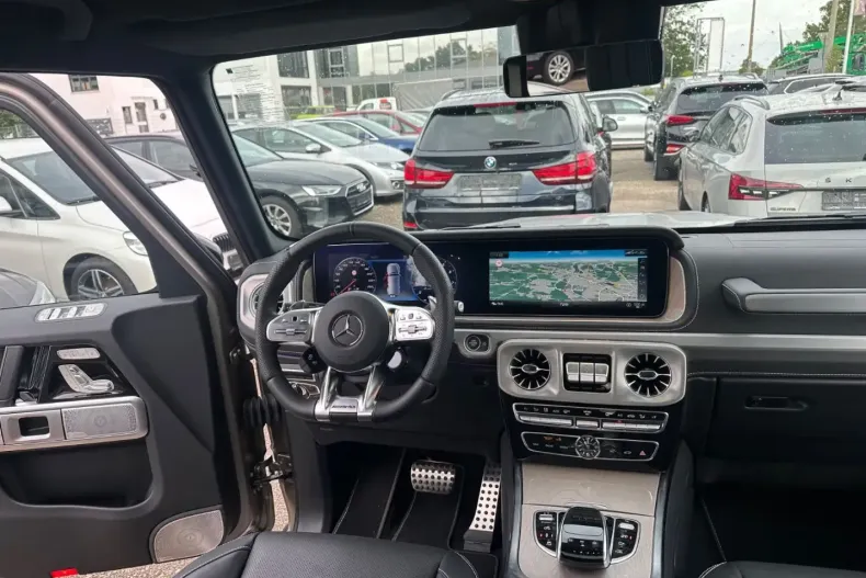 Mercedes-Benz G 63 AMG (Clasa G) din 2024 cu 4.800 km - oferta MER193569 - foto 8